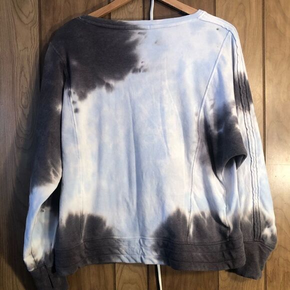 Seven 7 Gray& Blue tie dye thumbhole sweatshirt. Size large. - Picture 6 of 9